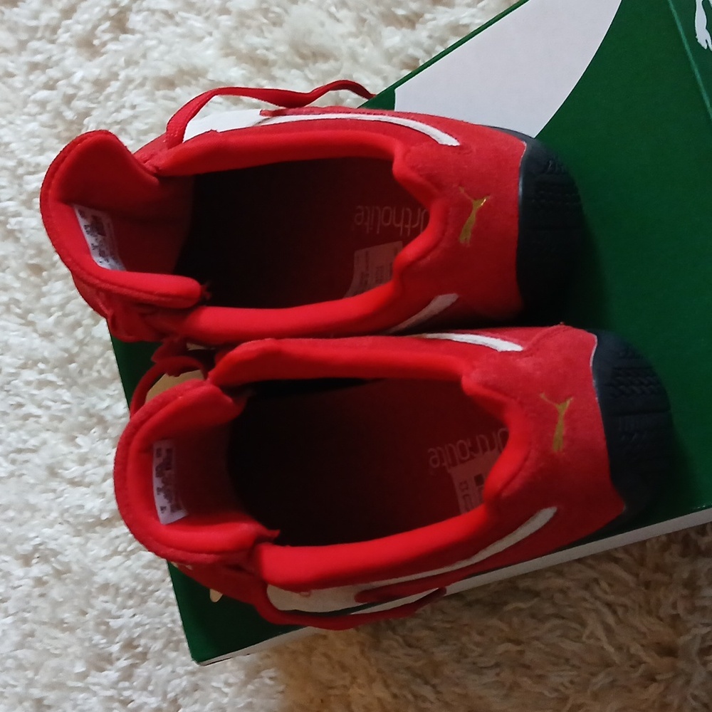 NWOT PUMA SPEEDCATS - Picture 5 of 7
